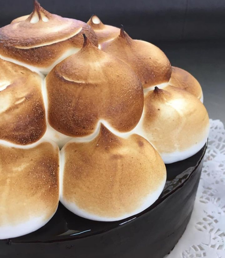 Torta Pirineos — No me olvides Pastelería